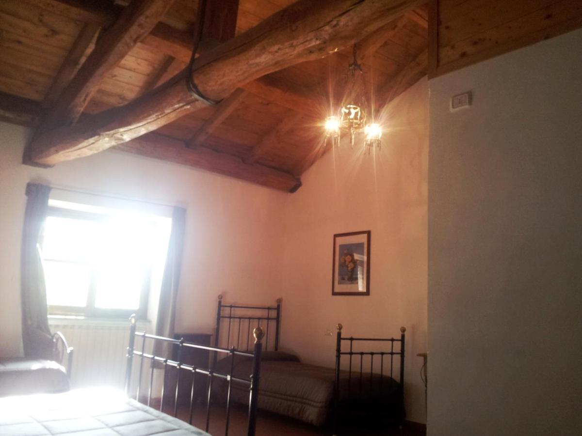 Licciana Nardi Agriturismo Il Picchio Verde الغرفة الصورة